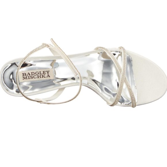 Badgley Mischka Women's Ultima Heeled Sandals Soft White Size 7 Bridal Wedding - Picture 2 of 9